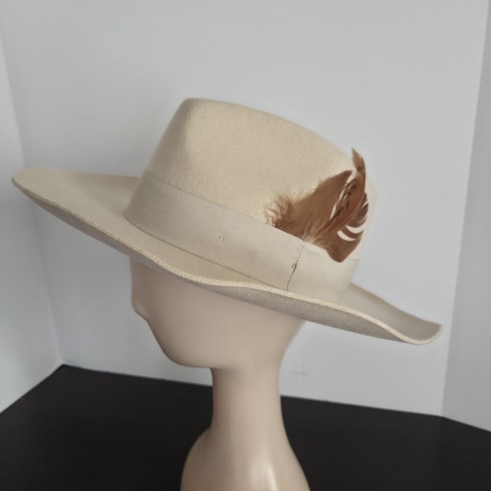 Idyllwind Cream Wool Felt Western Wide Brim Hat OS Feathers *No Pin Runs S - M